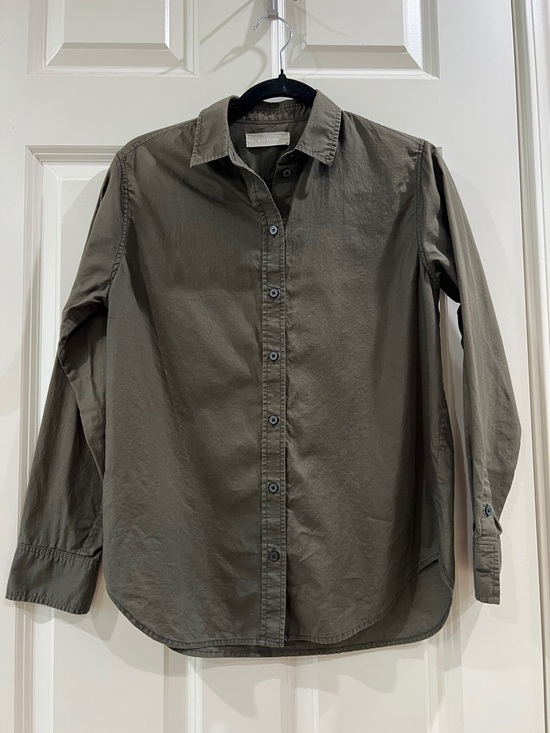 Everlane Tops - Everlane 100% Cotton Classic Button‑Down Shirt – Olive – Size 2